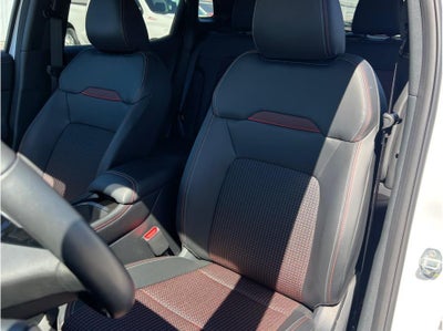 2025 Nissan Kicks SR Sport Utility 4D