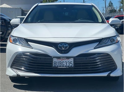 2018 Toyota Camry Hybrid XLE Sedan 4D