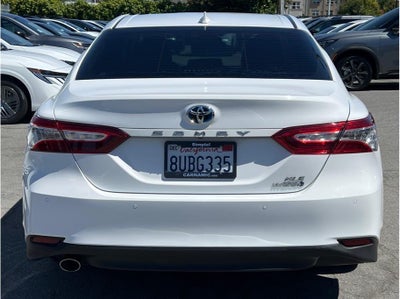 2018 Toyota Camry Hybrid XLE Sedan 4D