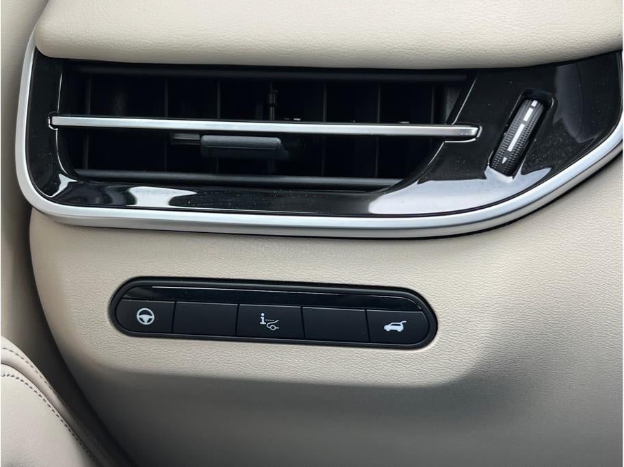 2025 INFINITI QX60 LUXE Sport Utility 4D