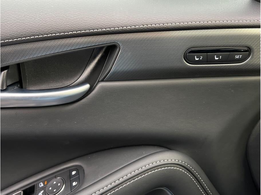 2025 INFINITI QX60 LUXE Sport Utility 4D