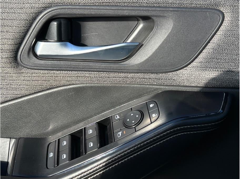 2023 Nissan Rogue SV (2023.5) Sport Utility 4D