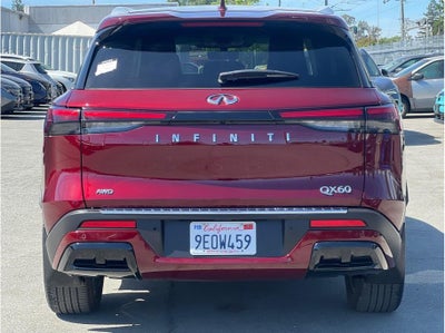 2023 INFINITI QX60 LUXE