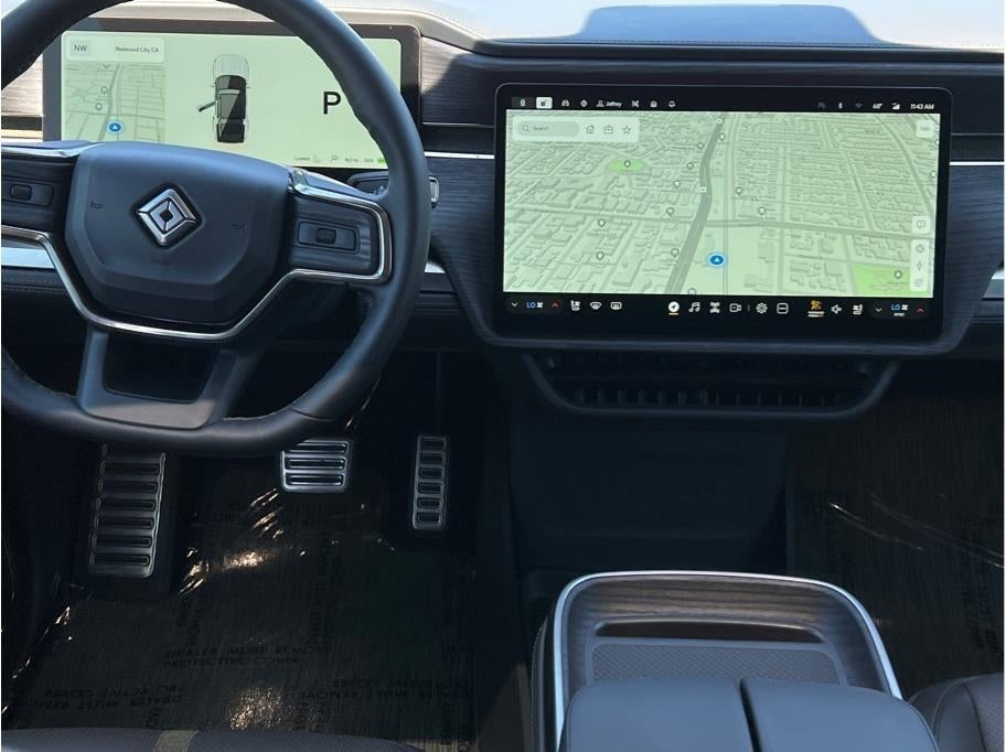 2024 Rivian R1S Quad Large Sport Utility 4D