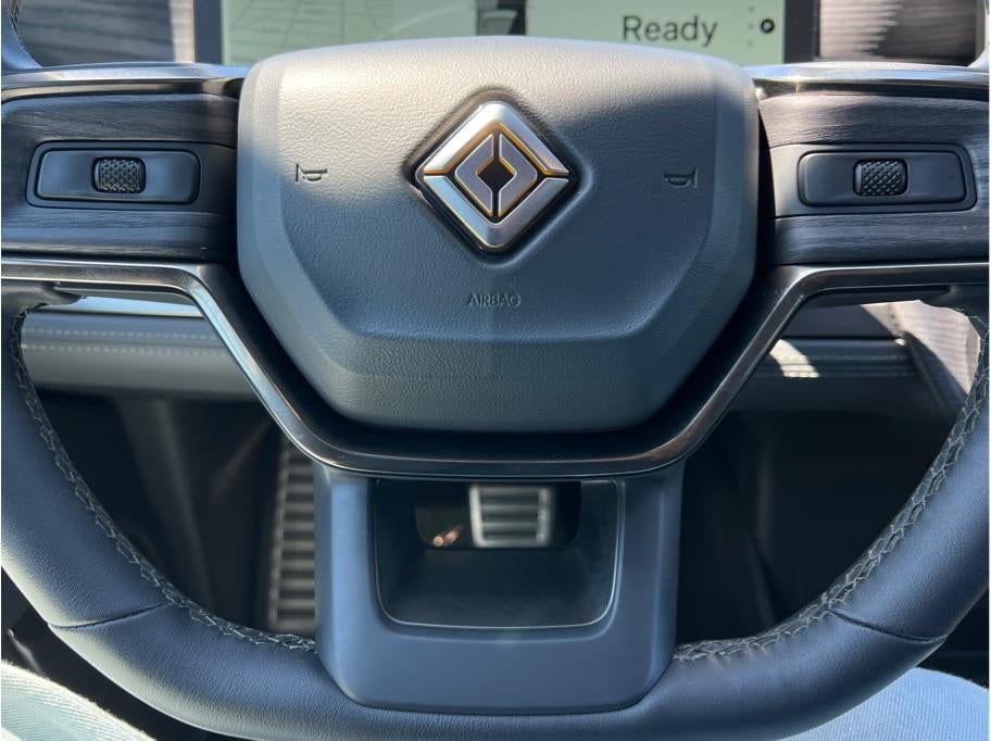 2024 Rivian R1S Quad Large Sport Utility 4D