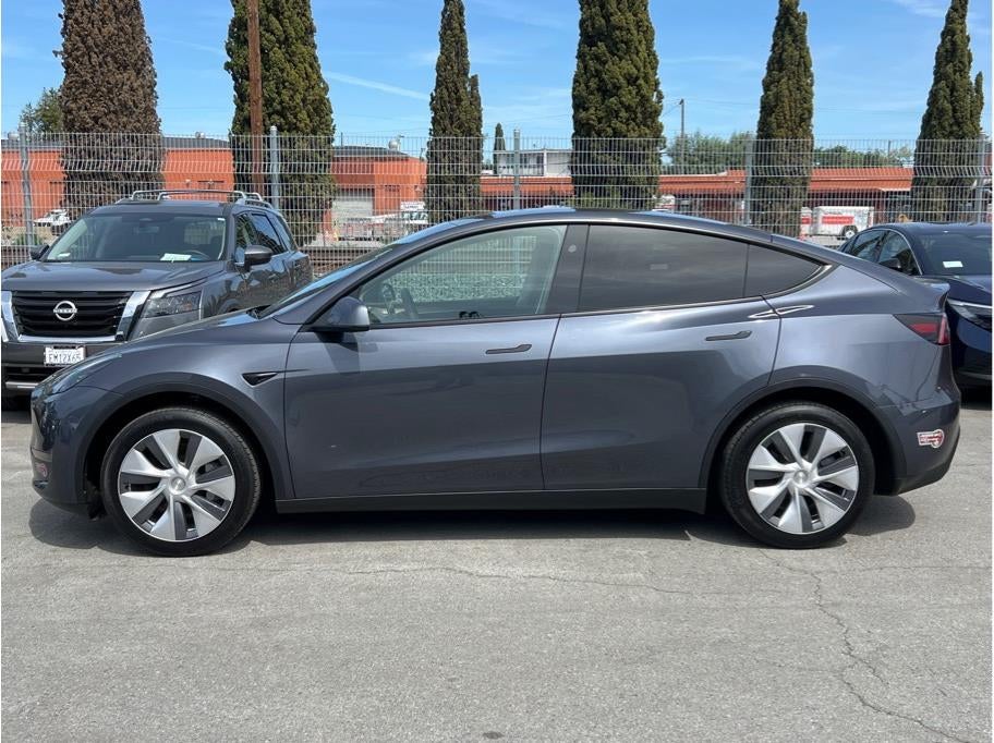 2023 Tesla Model Y Standard Sport Utility 4D