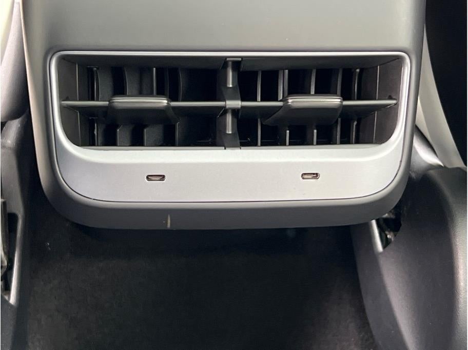 2022 Tesla Model Y Performance Sport Utility 4D