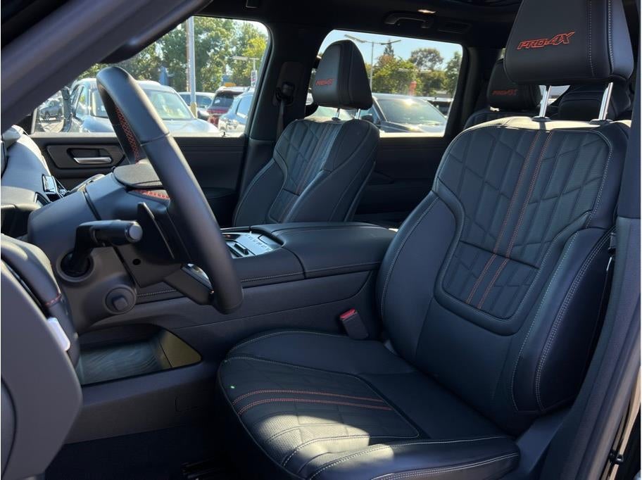 2025 Nissan Armada PRO-4X Sport Utility 4D
