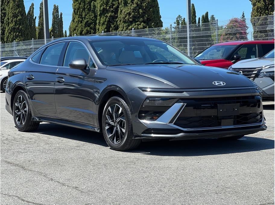 2024 Hyundai Sonata SEL Sedan 4D