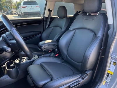 2022 MINI Hardtop 2 Door Cooper SE Hatchback 2D