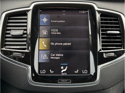 2016 Volvo XC90 T6 Momentum Sport Utility 4D