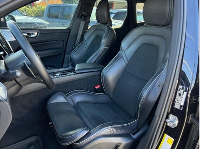 2019 Volvo XC60 T6 R-Design Sport Utility 4D