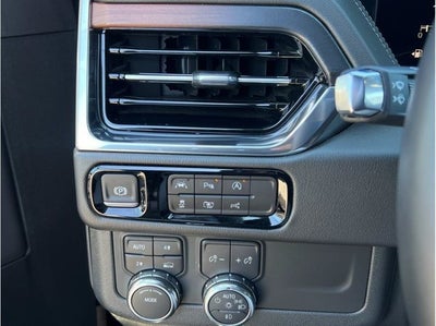 2025 GMC Yukon XL Denali Sport Utility 4D