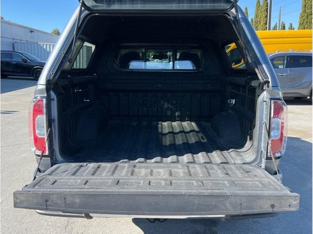 2018 GMC Canyon Crew Cab SLE Pickup 4D 5 ft