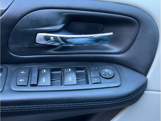 2017 Dodge Grand Caravan Passenger SE Minivan 4D