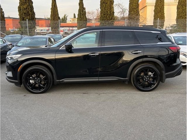 2025 INFINITI QX60 LUXE Sport Utility 4D