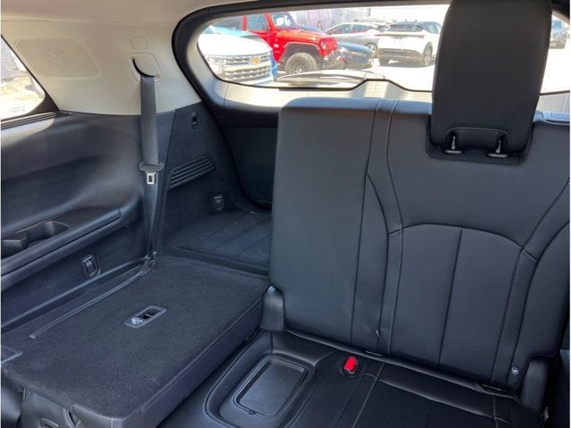 2025 INFINITI QX60 LUXE Sport Utility 4D