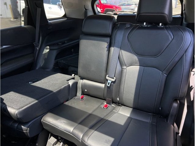 2025 INFINITI QX60 LUXE Sport Utility 4D