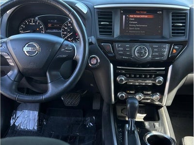 2019 Nissan Pathfinder SV Sport Utility 4D