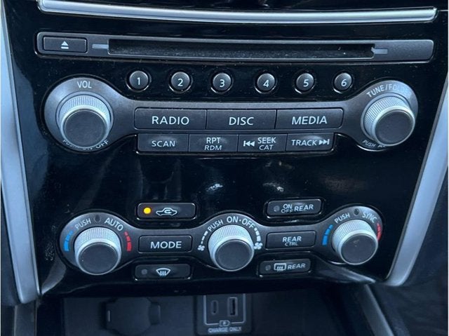 2019 Nissan Pathfinder SV Sport Utility 4D