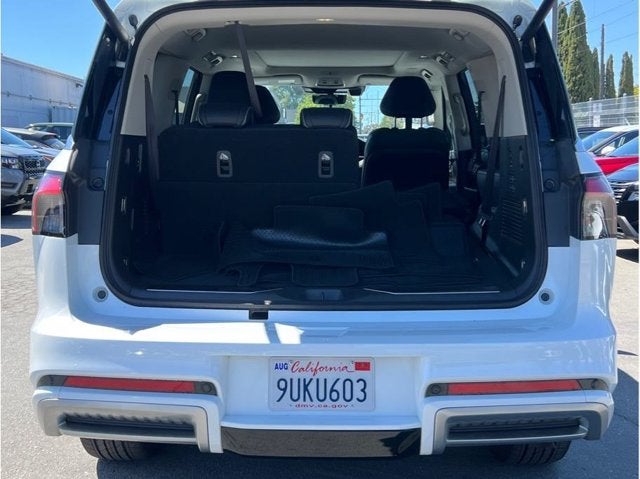 2025 INFINITI QX80 SENSORY Sport Utility 4D