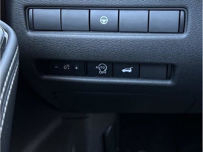 2025 Nissan Rogue SL Sport Utility 4D