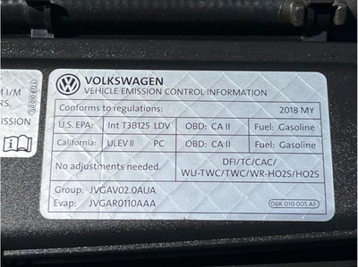 2018 Volkswagen Golf R Hatchback Sedan 4D